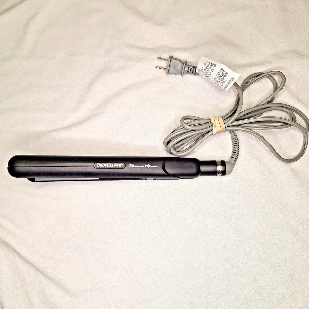 Babyliss Pro Titanium Xtreme Flat Iron Model BABTXBK9555X Black Tested